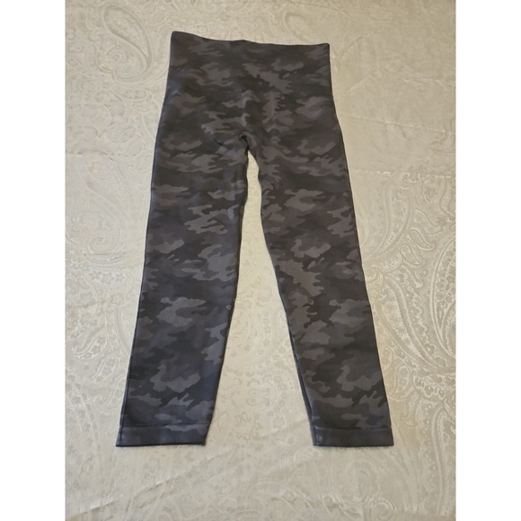 Spanx Legging Women Xl Camo Crop Look At Me Know Sage Green Athletic Athleisure - Picture 6 of 12
